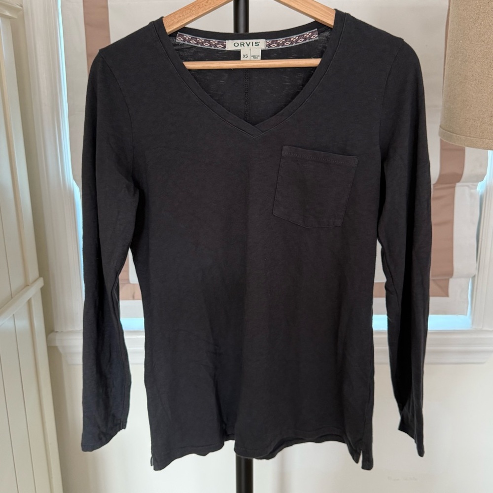 Orvis Women's Charcoal V-Neck Long Sleeve Top
